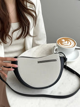 BELLA Çapraz Askılı Fermuarlı Kanvas Çanta